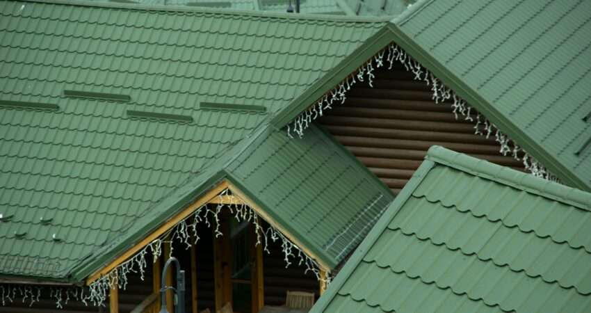 Green roofing with metal tiles